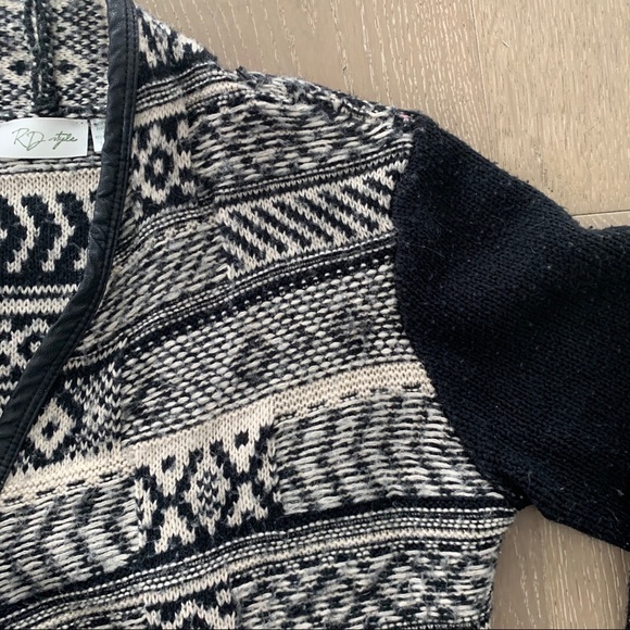 Cozy wrap sweater. - Picture 4 of 4